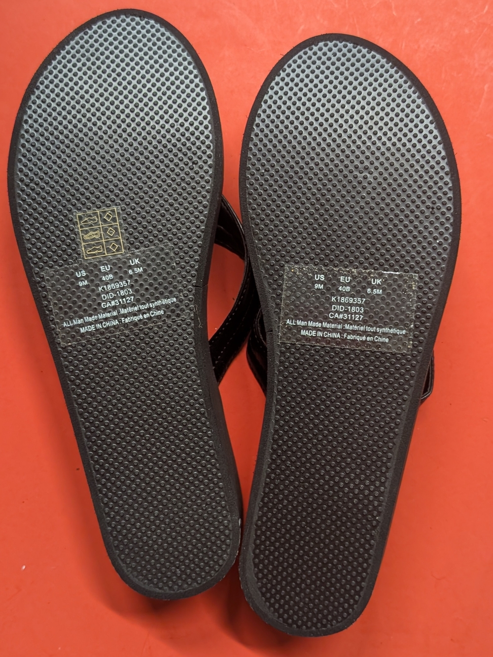 DKNY Donna Karan NY Platform Wedge Flip Flops Sandals Black Logo Size 9 NWT New - Picture 4 of 5